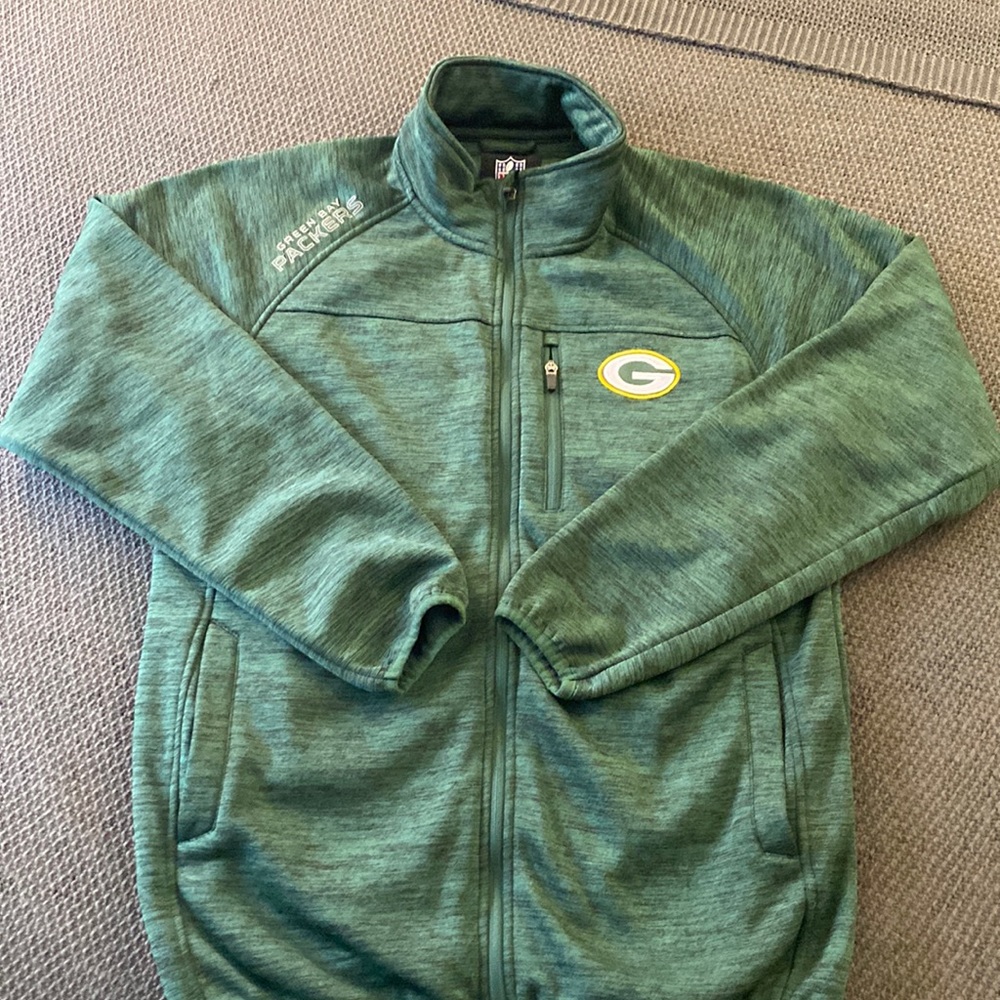 Green Bay Packers zip up